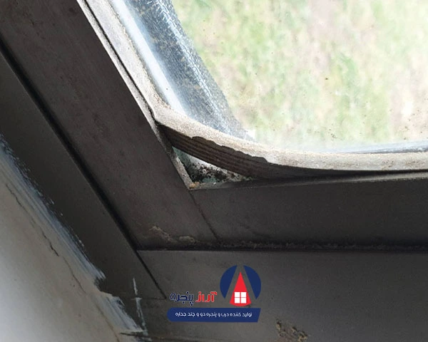 علائم خرابی گسکت پنجره UPVC