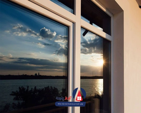 معرفی پنجره رفلکس و مزایای آن