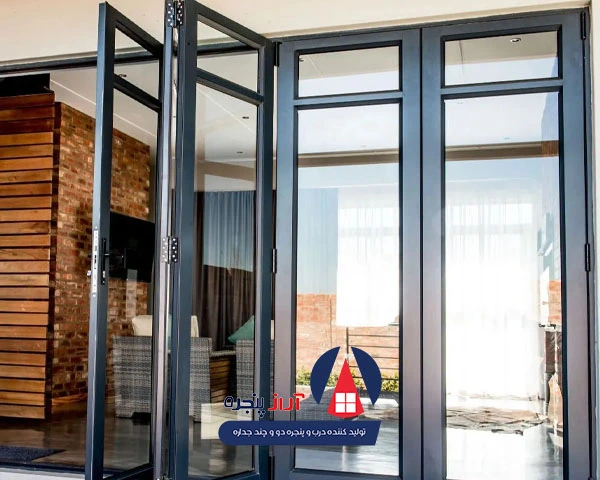 پنجره دوجداره آکاردئونی